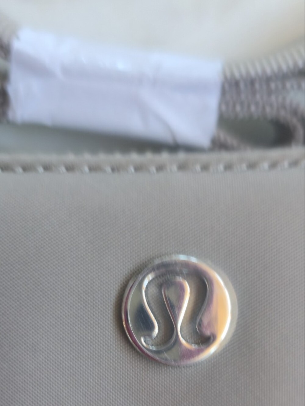 NWT Lululemon City Essentials Mini Shoulder Bag In Fall Colors -taupe IL - Picture 12 of 16